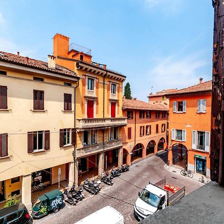 Porta Antica Apartment Bologna Bagian luar foto