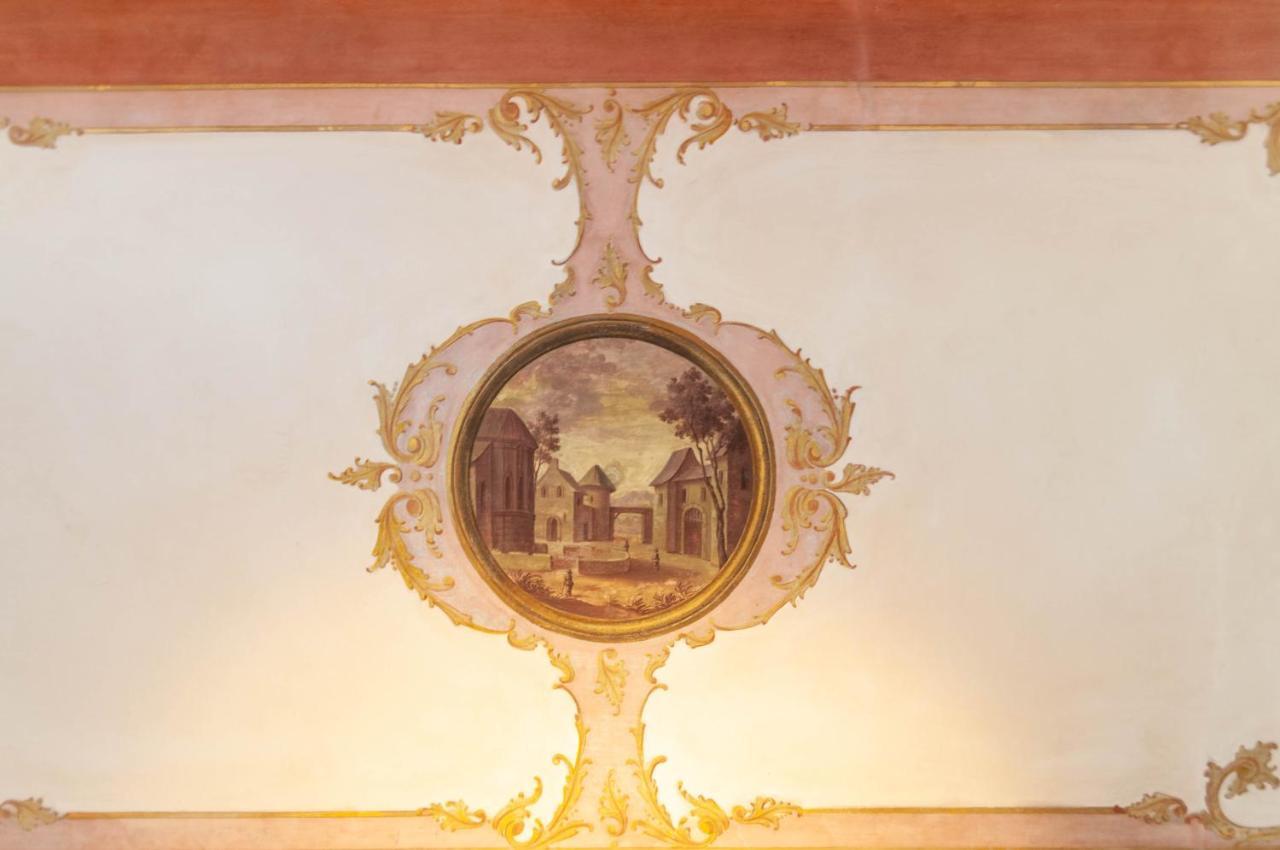 Porta Antica Apartment Bologna Bagian luar foto