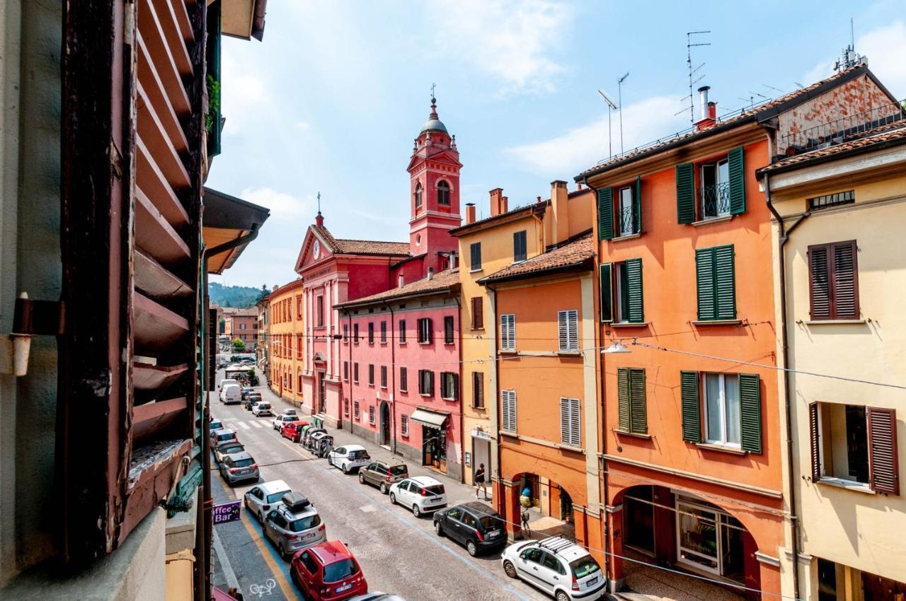 Porta Antica Apartment Bologna Bagian luar foto