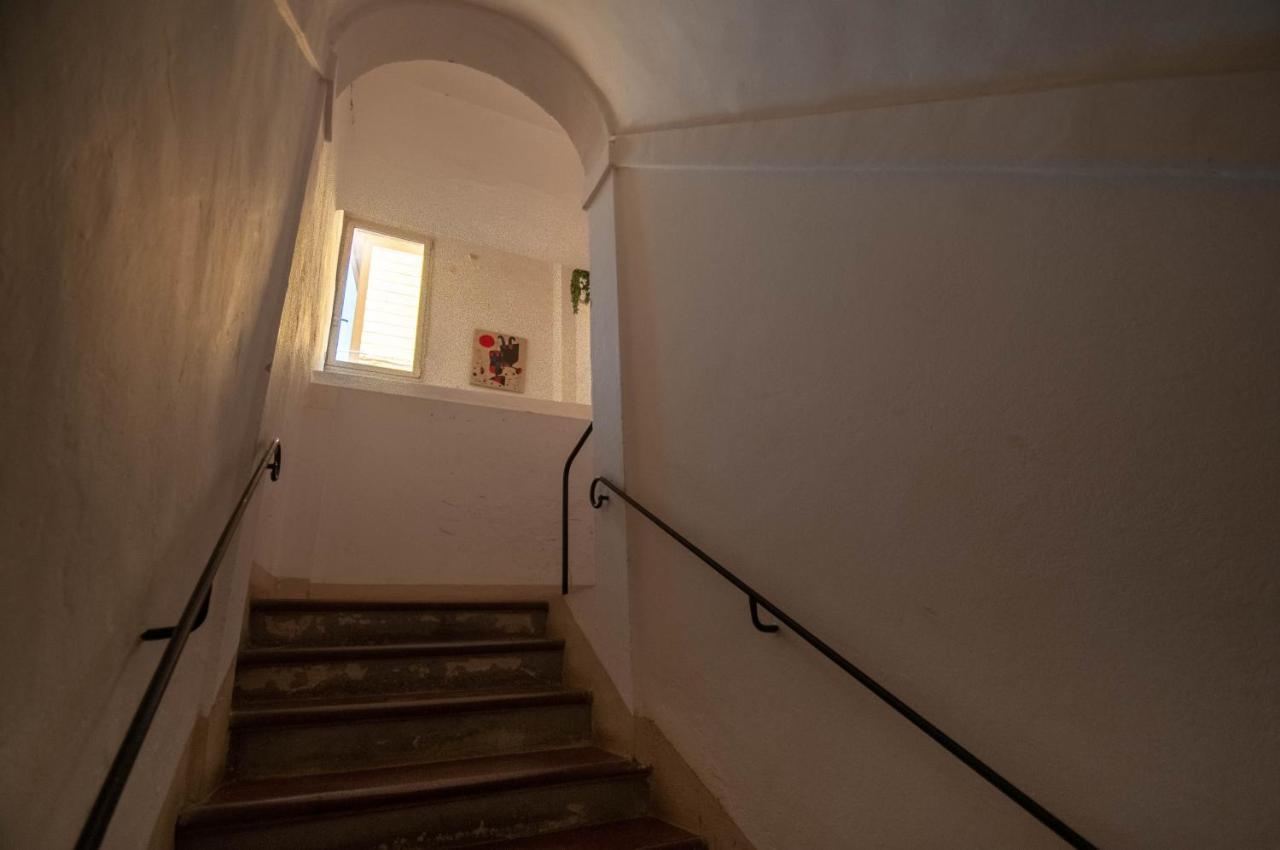 Porta Antica Apartment Bologna Bagian luar foto